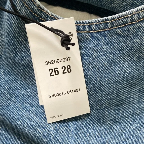 LEVI'S X LILY ALDRIDGE 501 CROP WOMEN'S JEANS BRAND NEW! - Picture 6 of 9